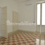 Rent 3 bedroom apartment of 78 m² in Bari