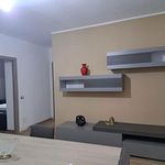 Affitto 2 camera appartamento di 130 m² in Cassino