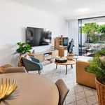 Rent 2 bedroom apartment in Gold Coast