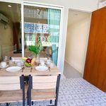 Rent 4 bedroom house of 250 m² in Phra Khanong Tai