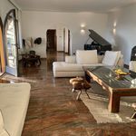 Alquilo 6 dormitorio casa de 500 m² en Costabella