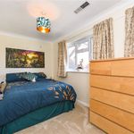 Rent 5 bedroom house in Petersfield