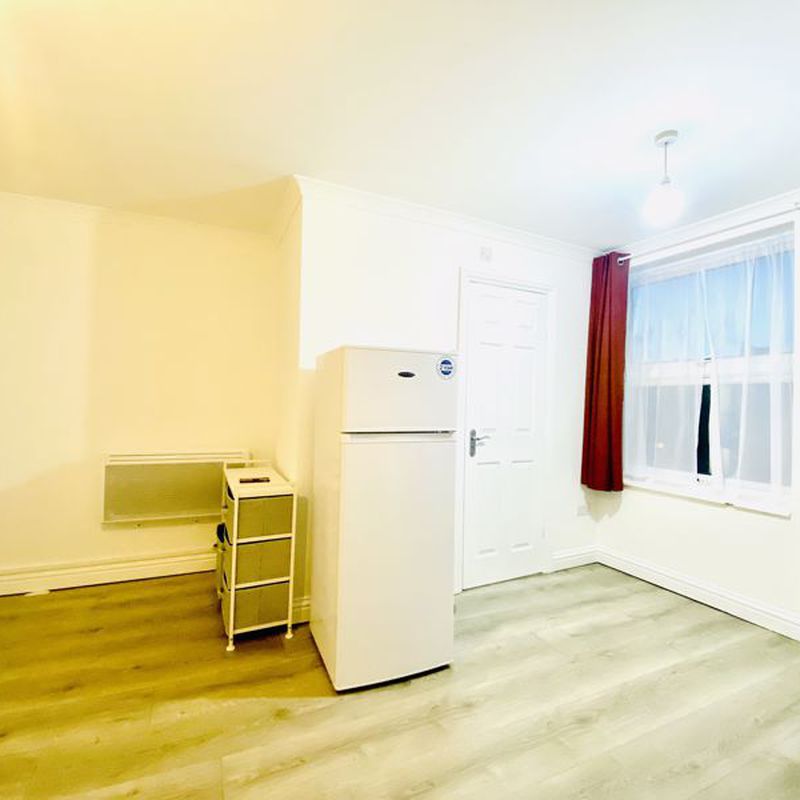1 room apartment to let in London