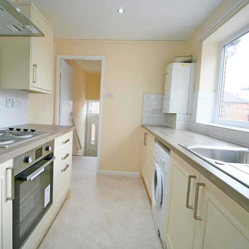 Flat to rent on, Kelvin Grove, Sandyford, Newcastle Upon Tyne, NE2 Shieldfield