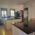 Rent 4 bedroom house of 500 m² in Stellenbosch