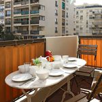 Rent a room of 65 m² in Nice