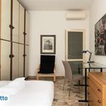 Rent 2 bedroom apartment of 69 m² in Milan