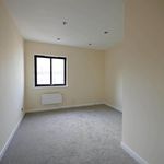 Rent 2 bedroom flat in Kirkintilloch