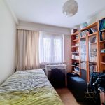 Rent 2 bedroom apartment of 95 m² in Ixelles