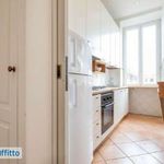 Rent 2 bedroom apartment of 71 m² in Roma