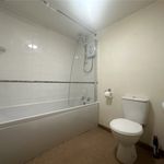 Rent 4 bedroom apartment in Crediton