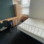 Rent 9 bedroom student apartment in Tamworth