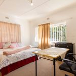 Rent 4 bedroom apartment of 1487 m² in Johannesburg