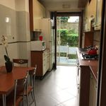 Rent 3 bedroom apartment of 160 m² in Roma