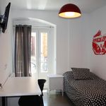 Rent 13 bedroom house in Madrid