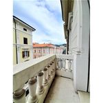 Affitto 1 camera appartamento di 56 m² in Trieste