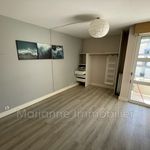 Rent 1 bedroom apartment of 53 m² in Montpellier