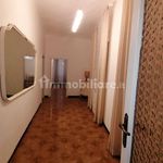Affitto 5 camera appartamento di 170 m² in Reggio di Calabria