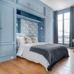 Rent 3 bedroom apartment of 110 m² in Paris