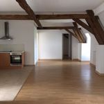 Appartement de 103 m² avec 4 chambre(s) en location à Burgille