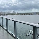 Rent 2 bedroom apartment of 1718 m² in North Miami Beach