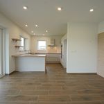 Rent 4 bedroom house of 200 m² in Wanze