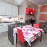 Affitto 1 camera appartamento di 79 m² in Saluzzo