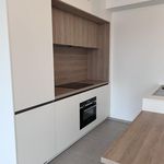 Rent 1 bedroom apartment of 66 m² in Woluwe-Saint-Lambert