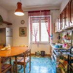 Rent a room of 149 m² in Roma