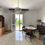 Affitto 3 camera appartamento di 100 m² in Paderno Dugnano