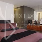 Rent 5 bedroom apartment of 225 m² in Barcelona
