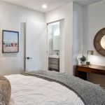 Rent 3 bedroom apartment of 176 m² in Newport Beach