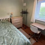 Rent 4 bedroom apartment in Blackrock