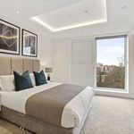 Rent 2 bedroom flat of 92 m² in London