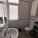 Rent 4 bedroom apartment of 100 m² in Ferrol