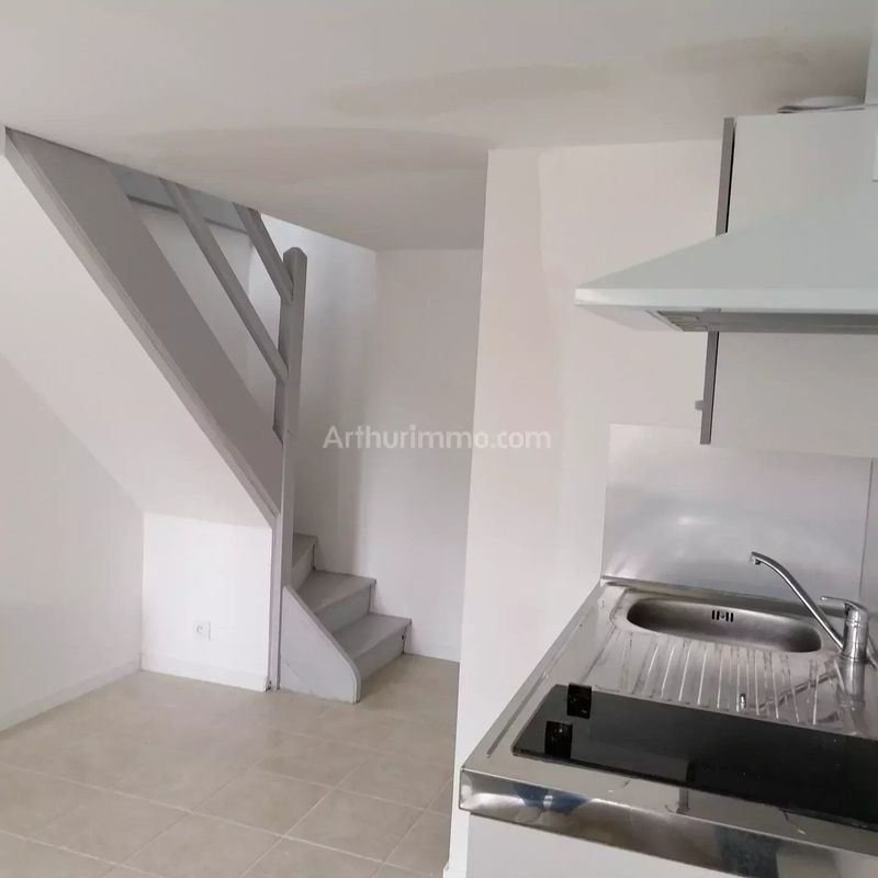 Louer appartement de 2 pièces 22 m² 380 € à Landaul (56690) : une annonce Arthurimmo.com
