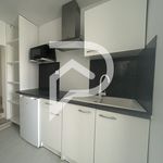 Rent 2 bedroom apartment of 25 m² in Niort