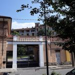 Affitto 3 camera appartamento di 100 m² in Brescia