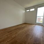 Rent 3 bedroom apartment of 69 m² in Croix