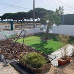 Rent 5 bedroom house in Sesimbra