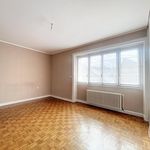 Rent 4 bedroom apartment of 89 m² in La Villeneuve-en-Chevrie