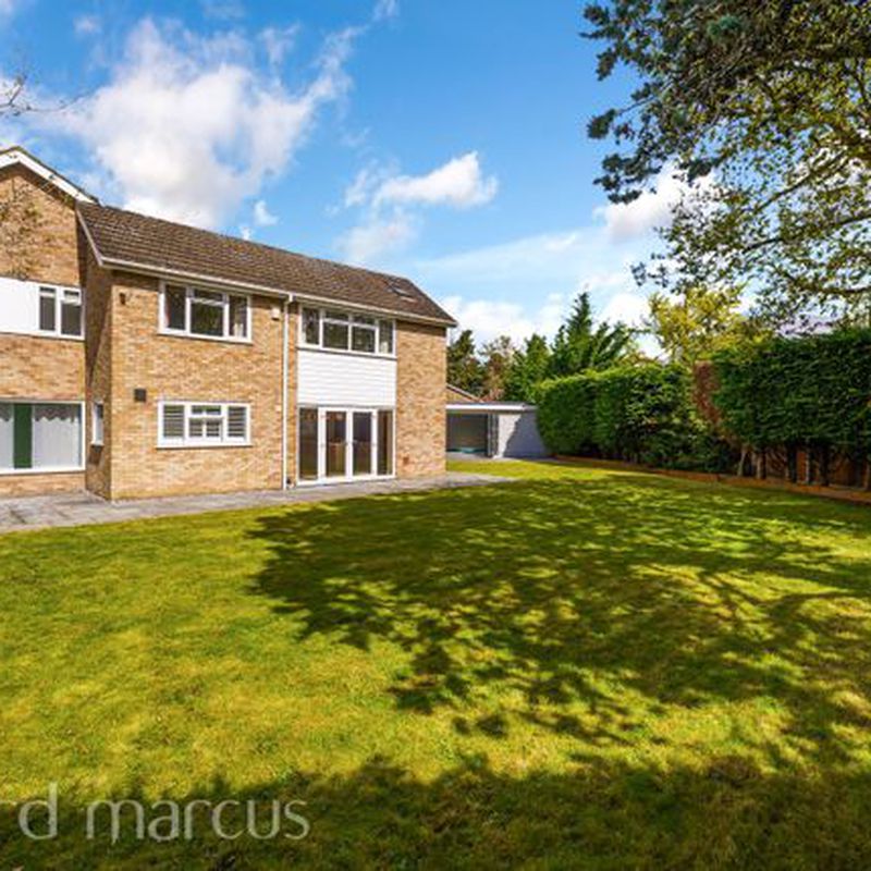 Property to rent in Church Meadow, Long Ditton, Surbiton KT6