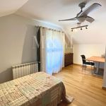 Rent a room of 400 m² in Villanueva de la Cañada