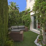 Rent 4 bedroom apartment of 246 m² in Marbella