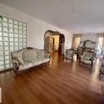 Rent 7 bedroom house of 400 m² in Bursa
