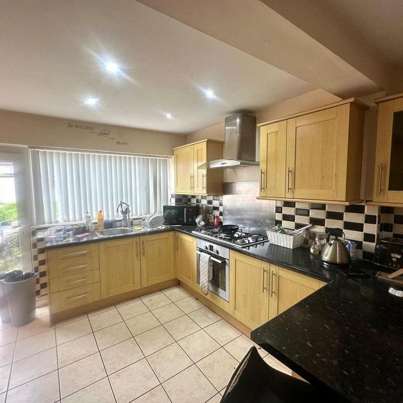 4 bedroom detached house to rent Kineton Green