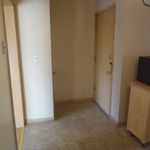 Rent 3 bedroom apartment of 92 m² in Skokie