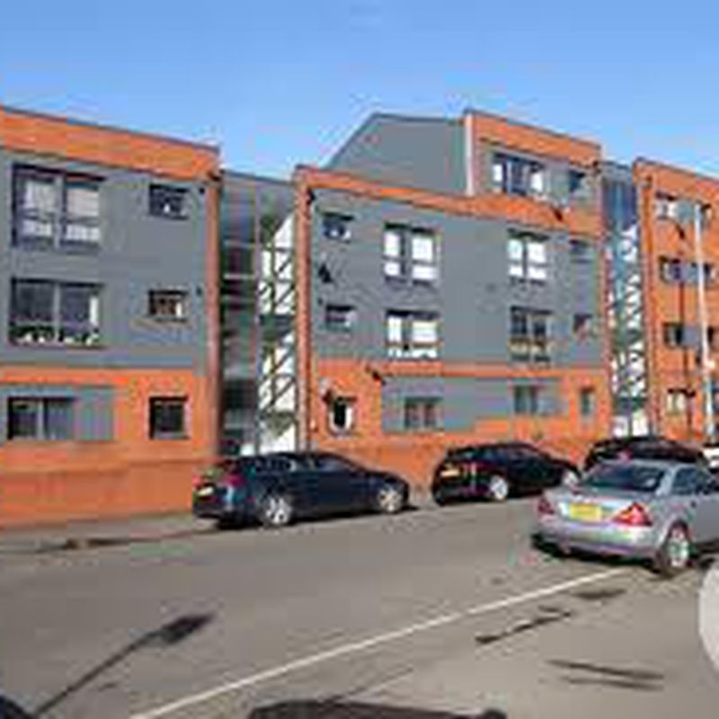 2 Bedroom Flat to Rent at Glasgow, Glasgow-City, Linn, Muirend, England Clubmoor