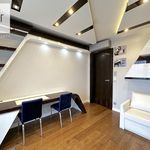 Wynajmij 5 sypialnię apartament z 150 m² w Kraków