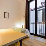 Rent 9 bedroom apartment in Barcelona